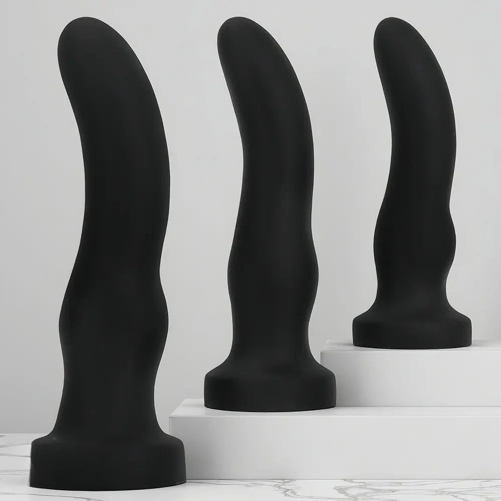 Curved Black G-Spot Dildo - Silicone Curved Dildo