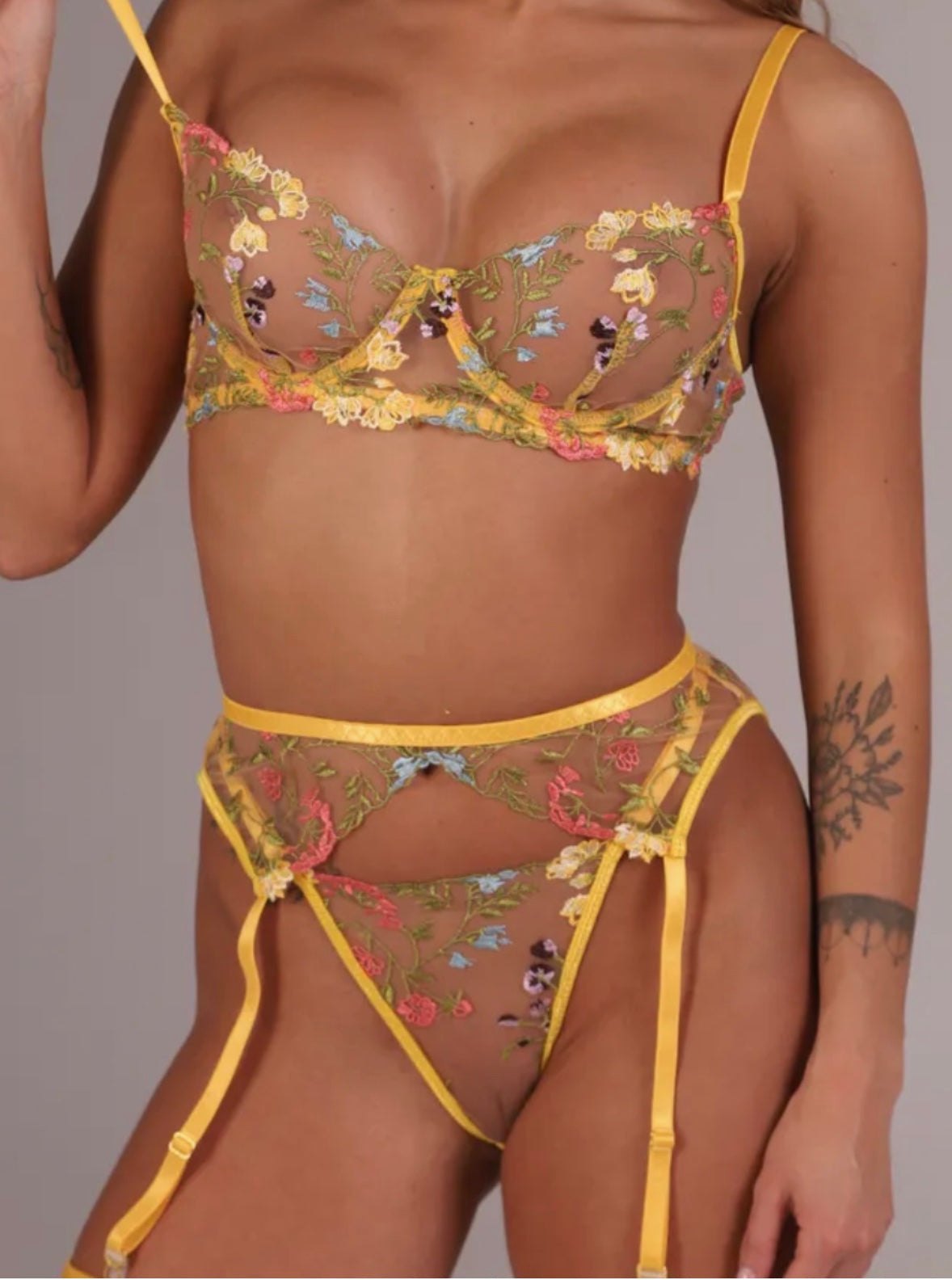 Floral Embroidered Mesh Garter Set - Garter Lingerie Set