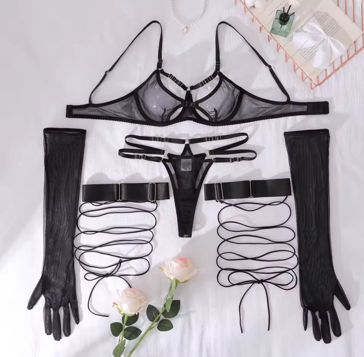 Heart Cutout Strappy Bra Set - Lingerie Set for Women