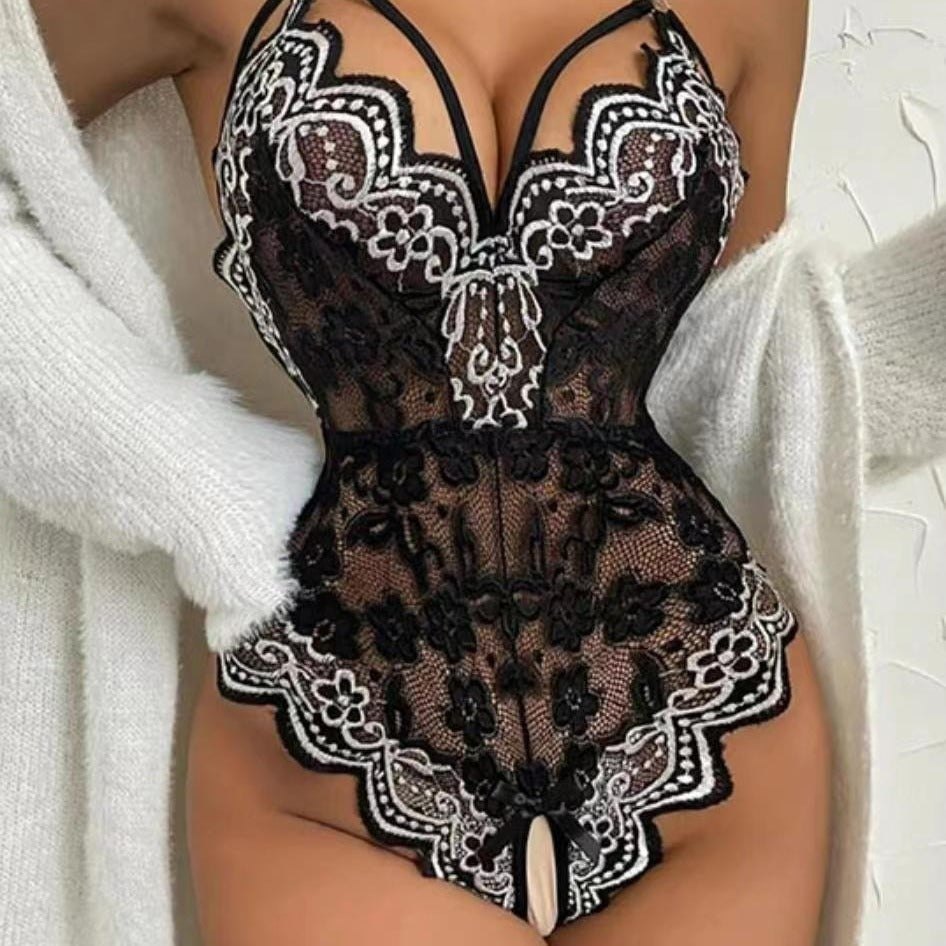 Lace Accent Seamless Bodysuit - Lingerie Bodysuit for Women