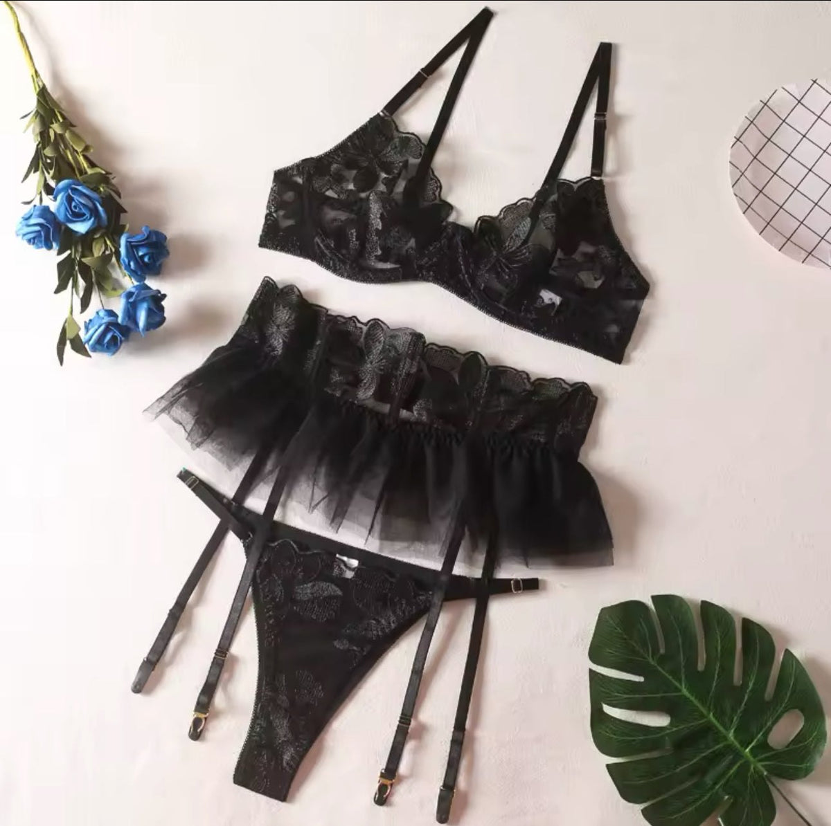 Ruffled Lace Bridal Garter Set - Garter Lingerie Set