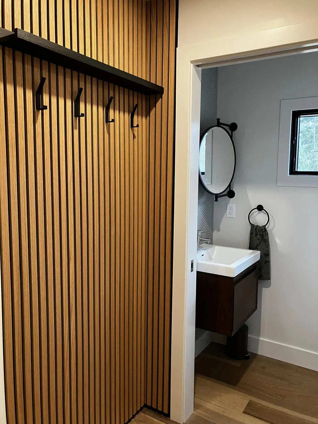 Melanie S.'s Brown Oak Willow Panel project, from the Andor Willow source collection