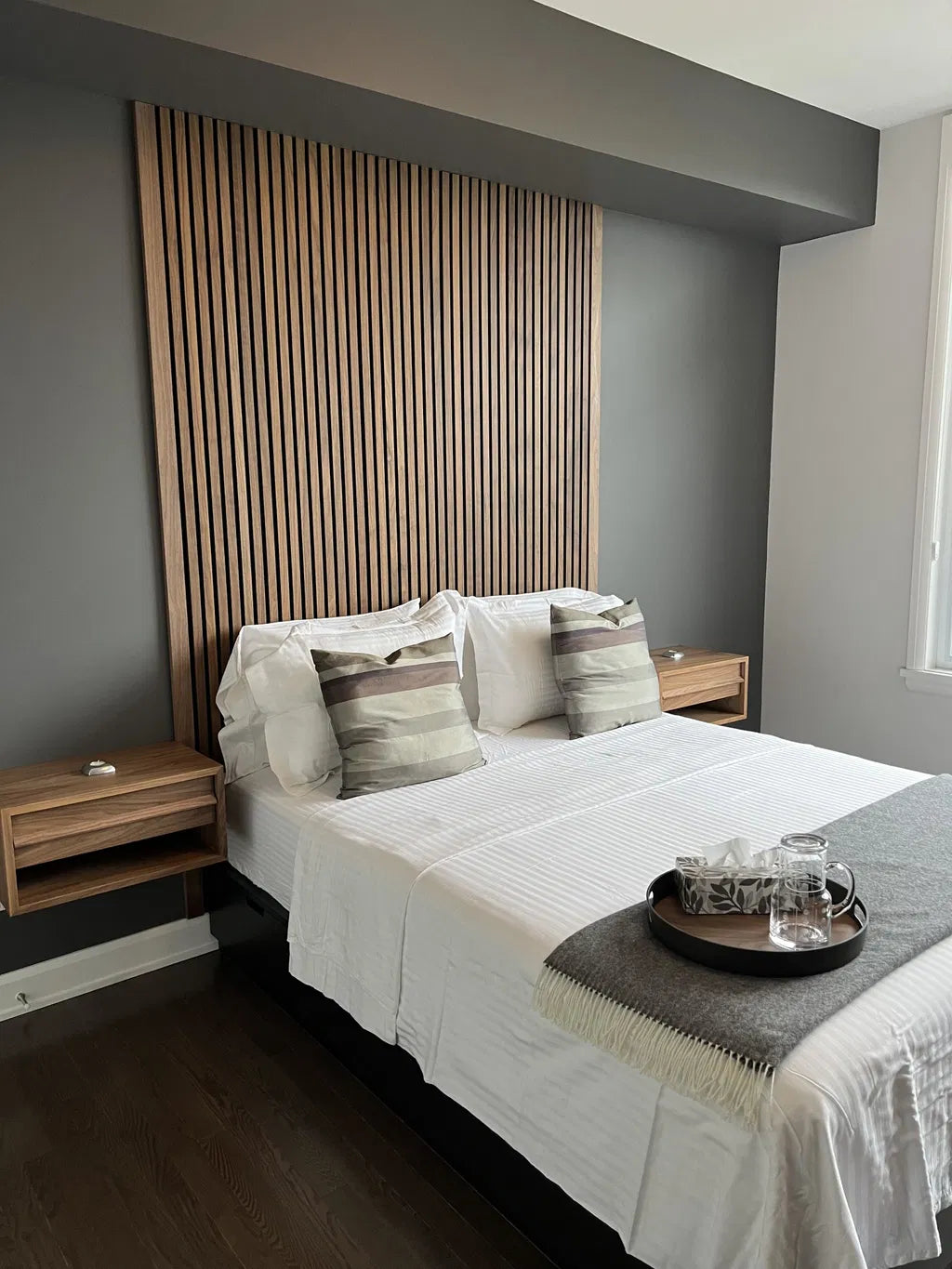 Nibal A.'s Walnut Willow Panel project, from the Andor Willow source collection