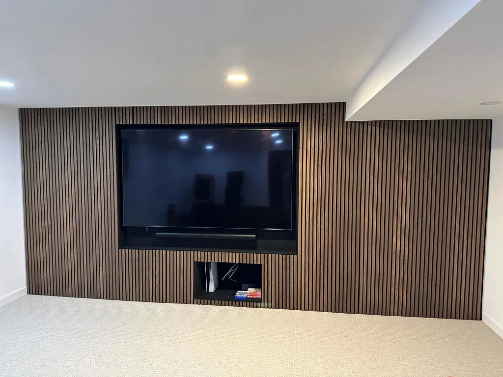 Garth's Walnut Willow Panel project, from the Andor Willow source collection